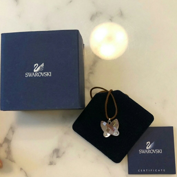 NIB Swarovski Butterfly Necklace - Picture 4 of 4